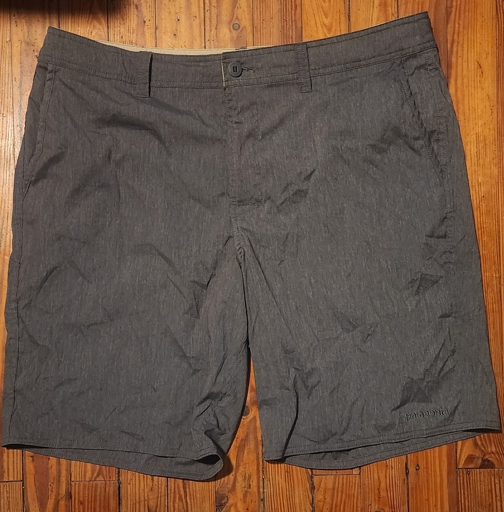Patagonia Wavefarer Walk Shorts Men 38x9 Grey DWR UPF50 Hybrid Hiking Fishing